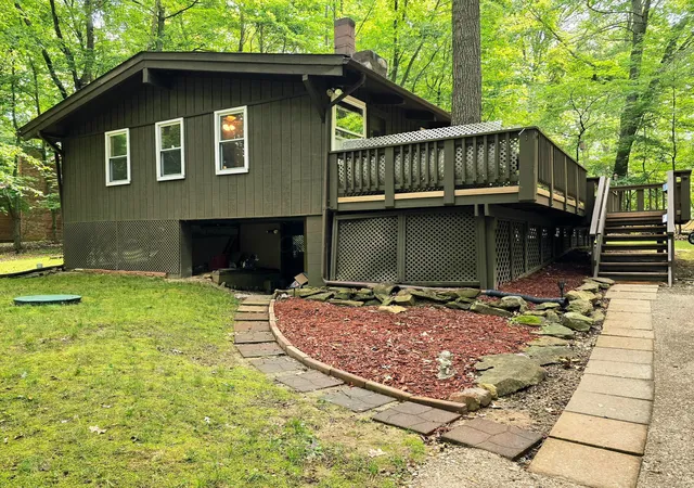 Photo 4 of Single family home for sale at 591 Catawba Ct, Sugar Grove, OH 43155 | MLS# 226025516 | Listing updated on 2026-07-29