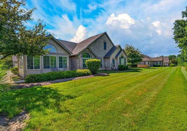 Homes for sale in Westerville, OH | 7771 Red Maple Pl, Westerville, OH 43082 | MLS# 226025472