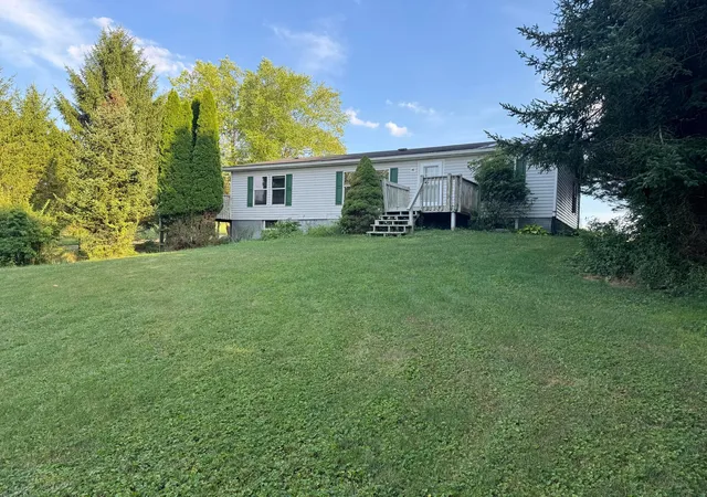 Homes for sale in Utica, OH | 26220 Mill Rd, Utica, OH 43080 | MLS# 226025628