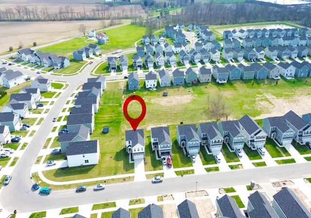 Homes for sale in Canal Winchester, OH | 8587 Erie Loop, Canal Winchester, OH 43110 | MLS# 226025461