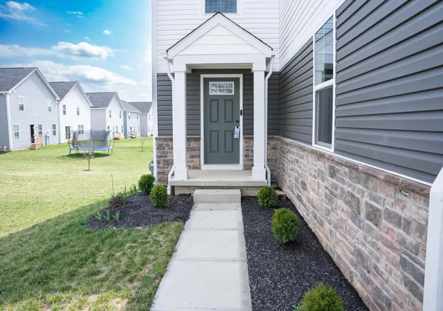Homes for sale in Canal Winchester, OH | 8587 Erie Loop, Canal Winchester, OH 43110 | MLS# 226025461
