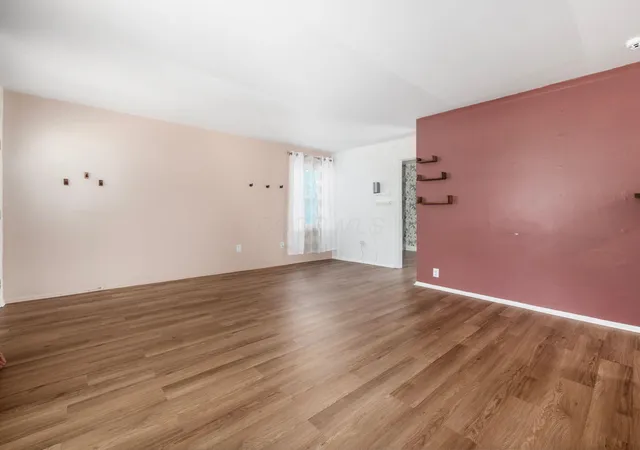 Photo 3 of Single family home for sale at 3476 Ontario St, Columbus, OH 43224 | MLS# 226025705 | Listing updated on 2026-08-28