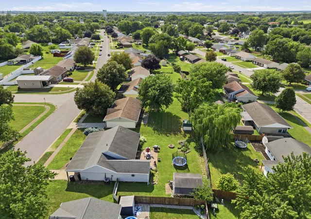 4th image of 1725 Sioux Dr, Circleville, OH 43113 | MLS# 226025504