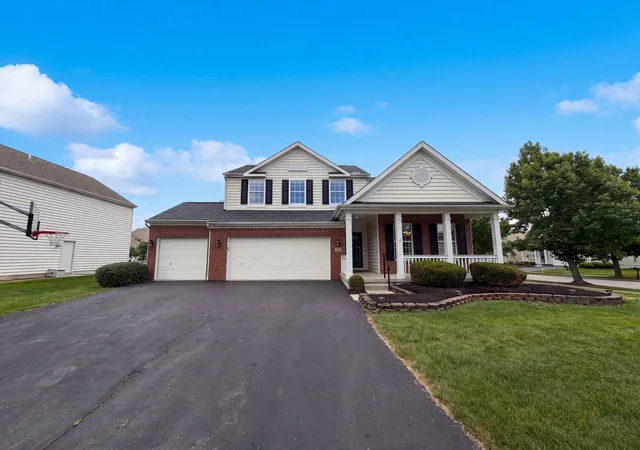 Homes for sale in Grove City, OH | 1332 Delcastle Loop, Grove City, OH 43123 | MLS# 226025494