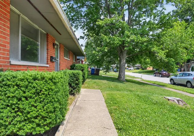Photo 3 of Sale Pending at 3726 Lima Dr, Westerville, OH 43081 | MLS# 226026522 | Listing updated on 2026-09-12