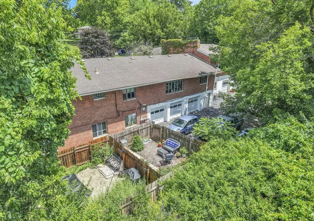 Homes for sale in Upper Arlington, OH | 2715 Charing Rd, Upper Arlington, OH 43221 | MLS# 226025596
