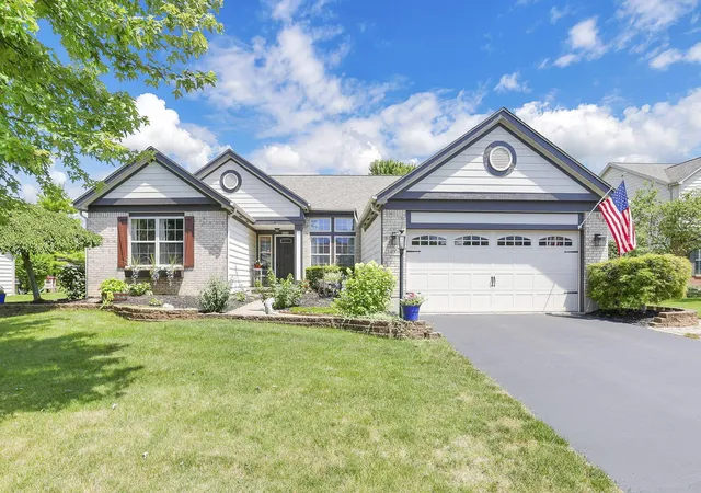 Homes for sale in Powell, OH | 4008 Dorset Ct, Powell, OH 43065 | MLS# 226025562