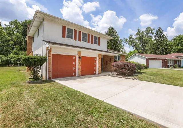 Photo 3 of Single family home for sale at 2289 Gardendale Dr, Columbus, OH 43219 | MLS# 226025722 | Listing updated on 2026-07-29