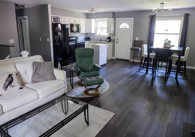 5th image of 5459 Aspen Rd, Columbus, OH 43229 | MLS# 226025577
