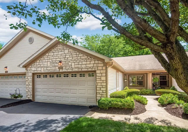 Homes for sale in Westerville, OH | 366 Crescent Ct, Westerville, OH 43081 | MLS# 226025573