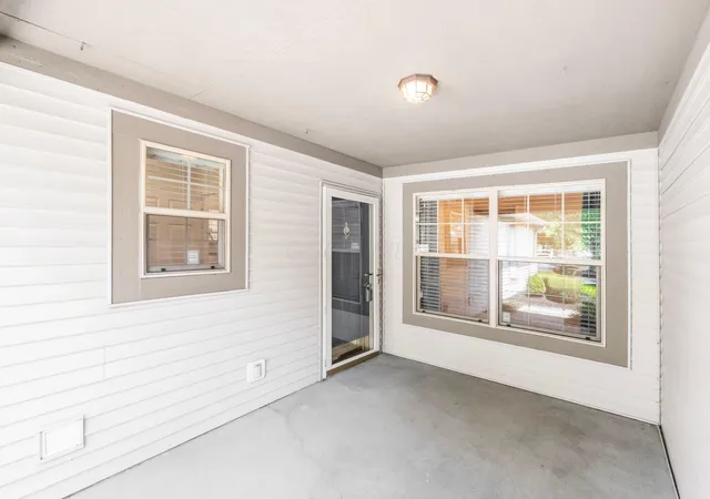 3rd image of 366 Crescent Ct, Westerville, OH 43081 | MLS# 226025573