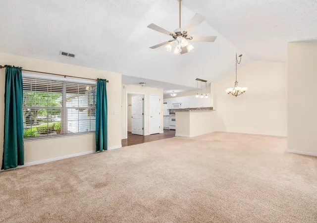 5th image of 366 Crescent Ct, Westerville, OH 43081 | MLS# 226025573