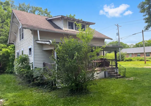 Homes for sale in Columbus, OH | 2670 Fern Ave, Columbus, OH 43211 | MLS# 226025571