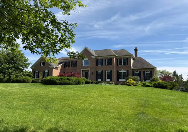 Homes for sale in Powell, OH | 5363 Rosalind Blvd, Powell, OH 43065 | MLS# 226025576