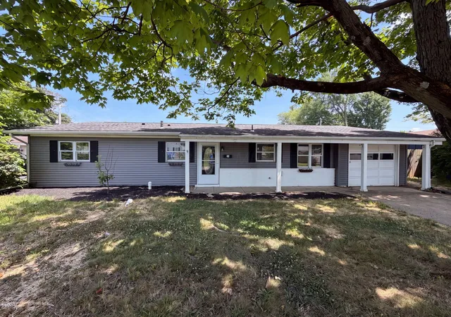 Homes for sale in Circleville, OH | 932 Lincoln Dr, Circleville, OH 43113 | MLS# 226025587
