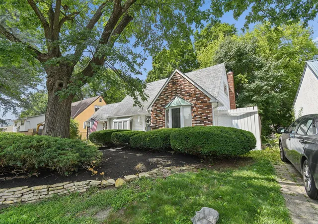 Homes for sale in Columbus, OH | 5036 Chipman Dr, Columbus, OH 43232 | MLS# 226025598