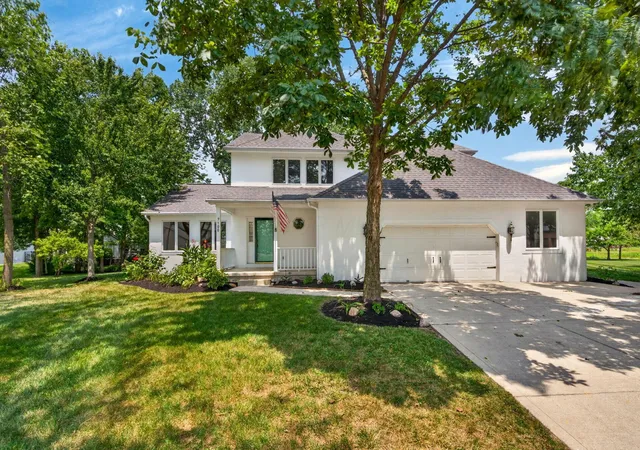 2nd image of 7100 Rossman Ct, Canal Winchester, OH 43110 | MLS# 226025716