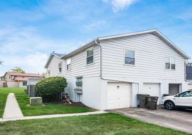 2nd image of 660 Cherry Holw Rd, Columbus, OH 43228