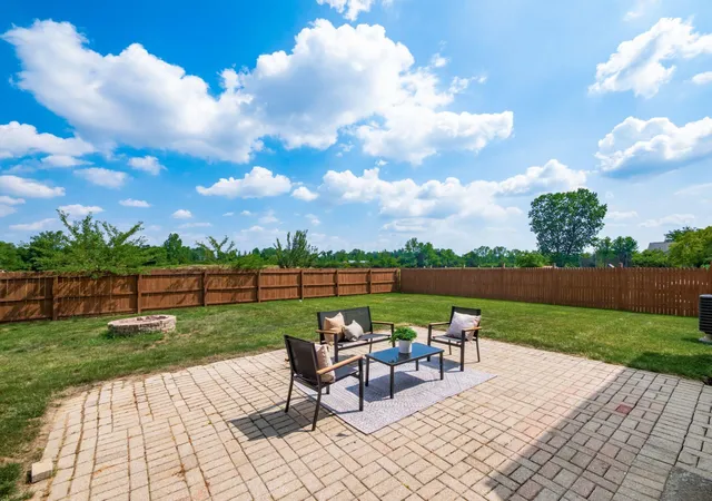 Homes for sale in Grove City, OH | 4146 Demorest Cove Ct, Grove City, OH 43123 | MLS# 226025669