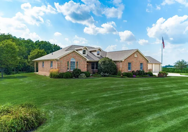 3rd image of 9421 Winchester Rd, Groveport, OH 43125 | MLS# 226025657