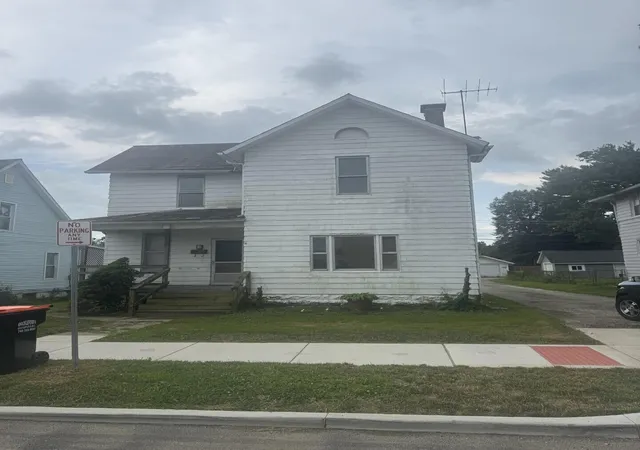 1st image of 555 Wehrle Ave, Newark, OH 43055 | MLS# 226025729