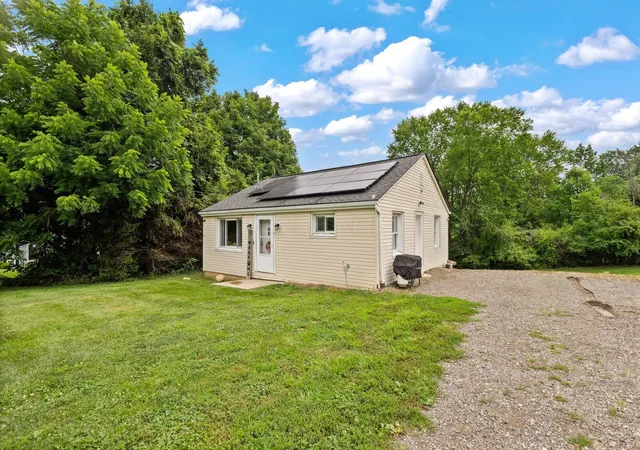 3rd image of 1722 Blue Jay Rd, Heath, OH 43056 | MLS# 226025761