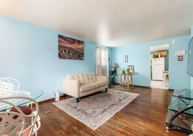 Photo 4 of Single family home for sale at 769 Maurine Dr, Columbus, OH 43228 | MLS# 226025780 | Listing updated on 2026-09-16