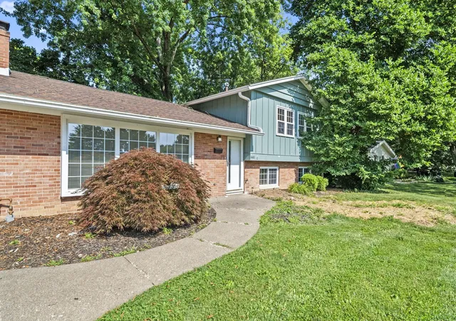 2nd image of 665 Garden Pkwy, Circleville, OH 43113 | MLS# 226025788