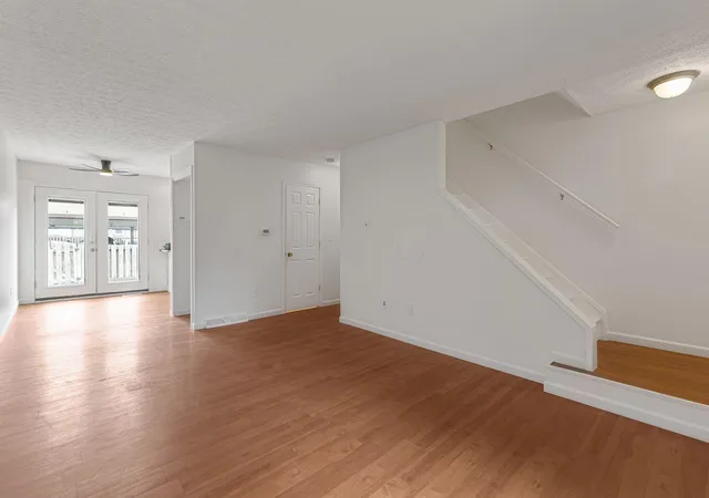 3rd image of 1868 Stanhope Dr #1, Newark, OH 43055 | MLS# 226025934