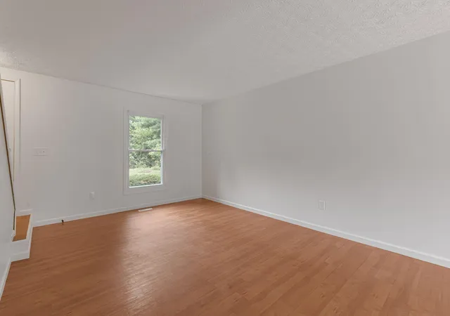 4th image of 1868 Stanhope Dr #1, Newark, OH 43055 | MLS# 226025934