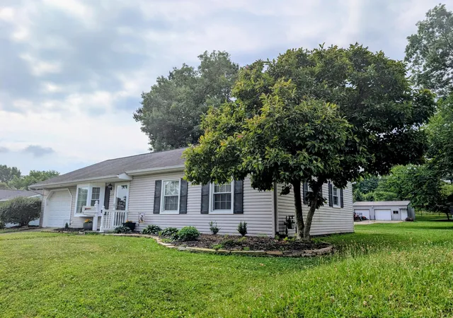 27th image of 1714 Carl Dr, Lancaster, OH 43130 | MLS# 226025824