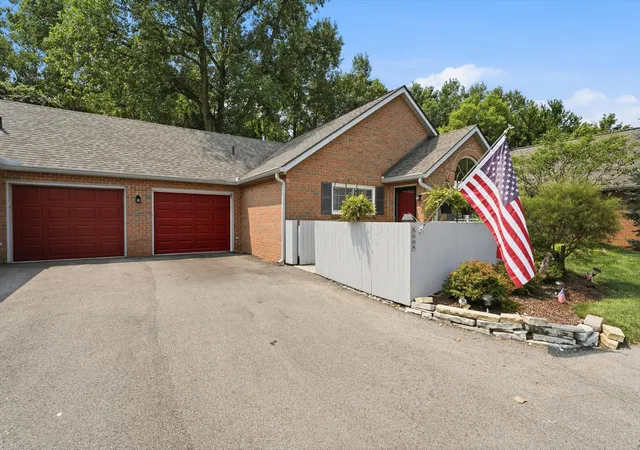 Photo 2 of Sale Pending at 5608 Blendon View Ct, Columbus, OH 43230 | MLS# 226026504 | Listing updated on 2026-07-30