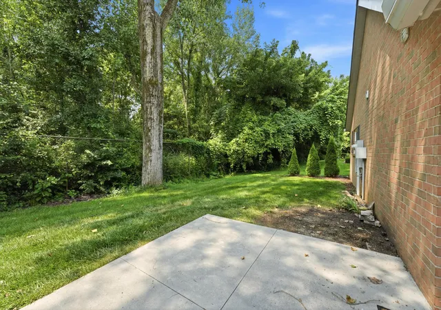 Photo 38 of Sale Pending at 5608 Blendon View Ct, Columbus, OH 43230 | MLS# 226026504 | Listing updated on 2026-07-30