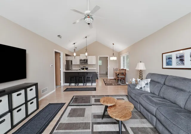 Photo 4 of Sale Pending at 5608 Blendon View Ct, Columbus, OH 43230 | MLS# 226026504 | Listing updated on 2026-07-30
