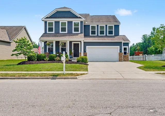 3rd image of 7965 Narrow Leaf Dr, Blacklick, OH 43004 | MLS# 226025843
