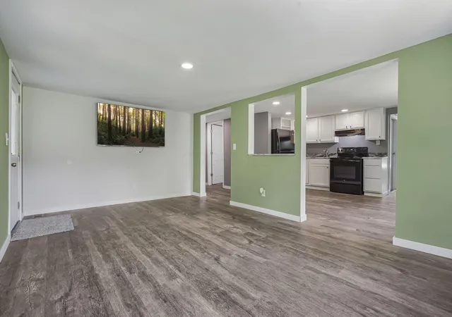 Photo 4 of Single family home for sale at 921 Connett Rd, Nelsonville, OH 45764 | MLS# 226025949 | Listing updated on 2026-09-03