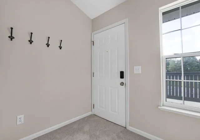 2nd image of 997 Kingsbury Ct, Newark, OH 43055 | MLS# 226025921