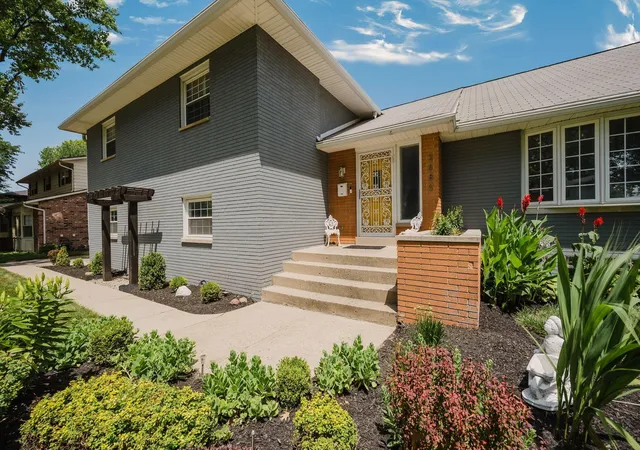 1st image of 2680 Mitzi Dr, Columbus, OH 43209 | MLS# 226025925