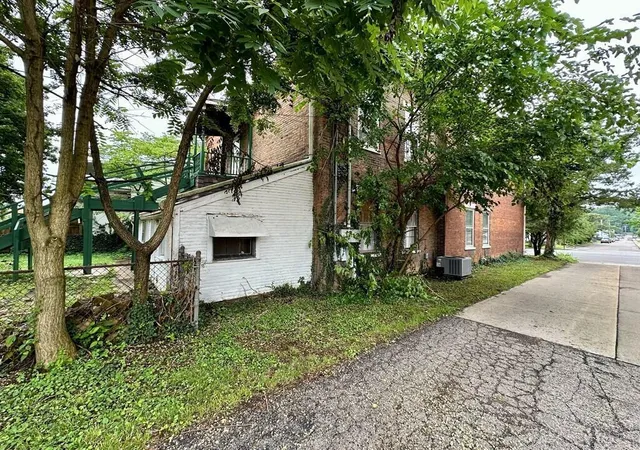 Homes for sale in Chillicothe, OH | 171 S Paint St, Chillicothe, OH 45601 | MLS# 226025926