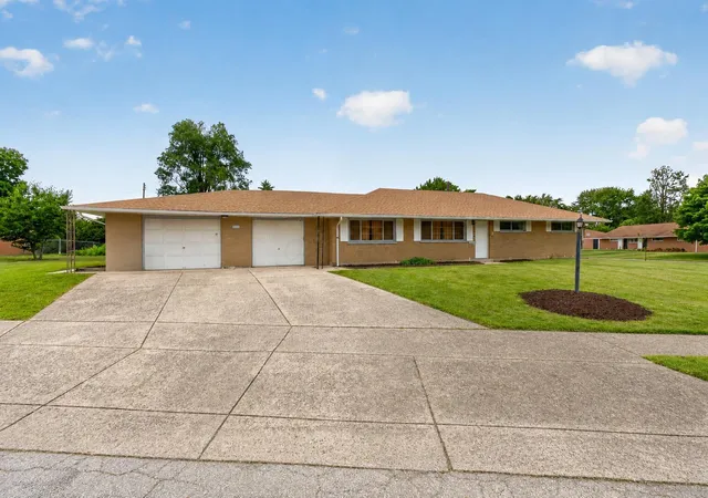 Photo 1 of Single family home for sale at 3318 Miriam Dr S, Columbus, OH 43204 | MLS# 226026108 | Listing updated on 2026-10-08