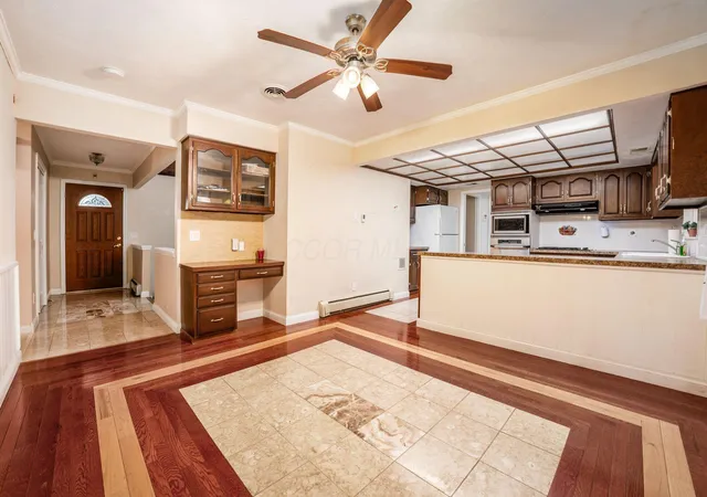 3rd image of 7373 Harlem Rd, Westerville, OH 43081 | MLS# 226026047