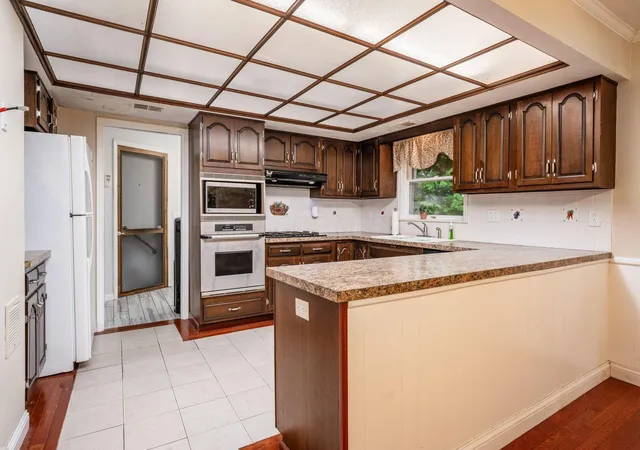 4th image of 7373 Harlem Rd, Westerville, OH 43081 | MLS# 226026047