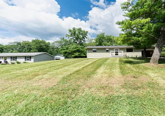 Homes for sale in Chillicothe, OH | 465 Vernon Dr, Chillicothe, OH 45601 | MLS# 226025971