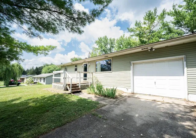Homes for sale in Chillicothe, OH | 465 Vernon Dr, Chillicothe, OH 45601 | MLS# 226025971