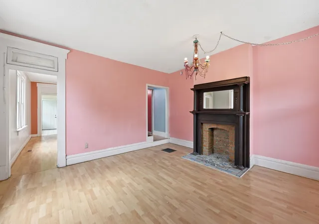 Listing Photo 5 - Condo for sale in building located at 62-64 E Welch Ave, Columbus, OH 43207