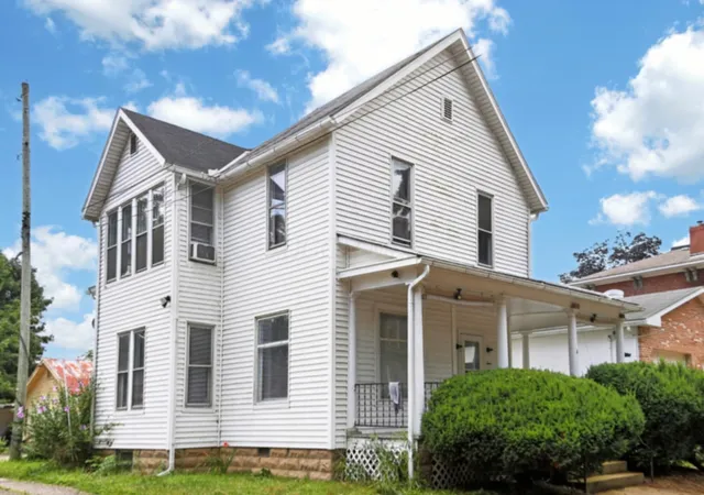 1st image of 4 E Lamartine St, Mount Vernon, OH 43050 | MLS# 226025979