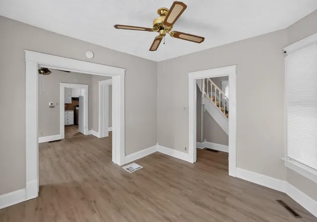 4th image of 4 E Lamartine St, Mount Vernon, OH 43050 | MLS# 226025979