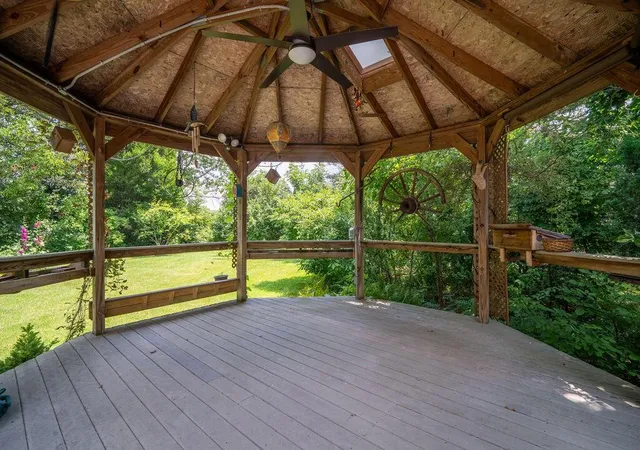 4th image of 4898 Sharon Ave, Columbus, OH 43214 | MLS# 226025989