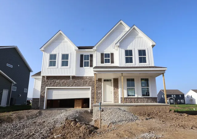 Homes for sale in Galena, OH | 327 Beck Wy, Galena, OH 43021 | MLS# 226025992