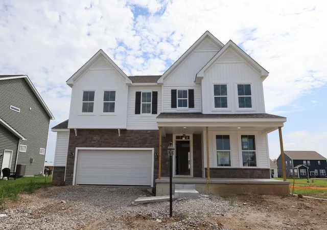 Photo 1 of Sale Pending at 327 Beck Way, Galena, OH 43021 | MLS# 226025992 | Listing updated on 2026-08-03